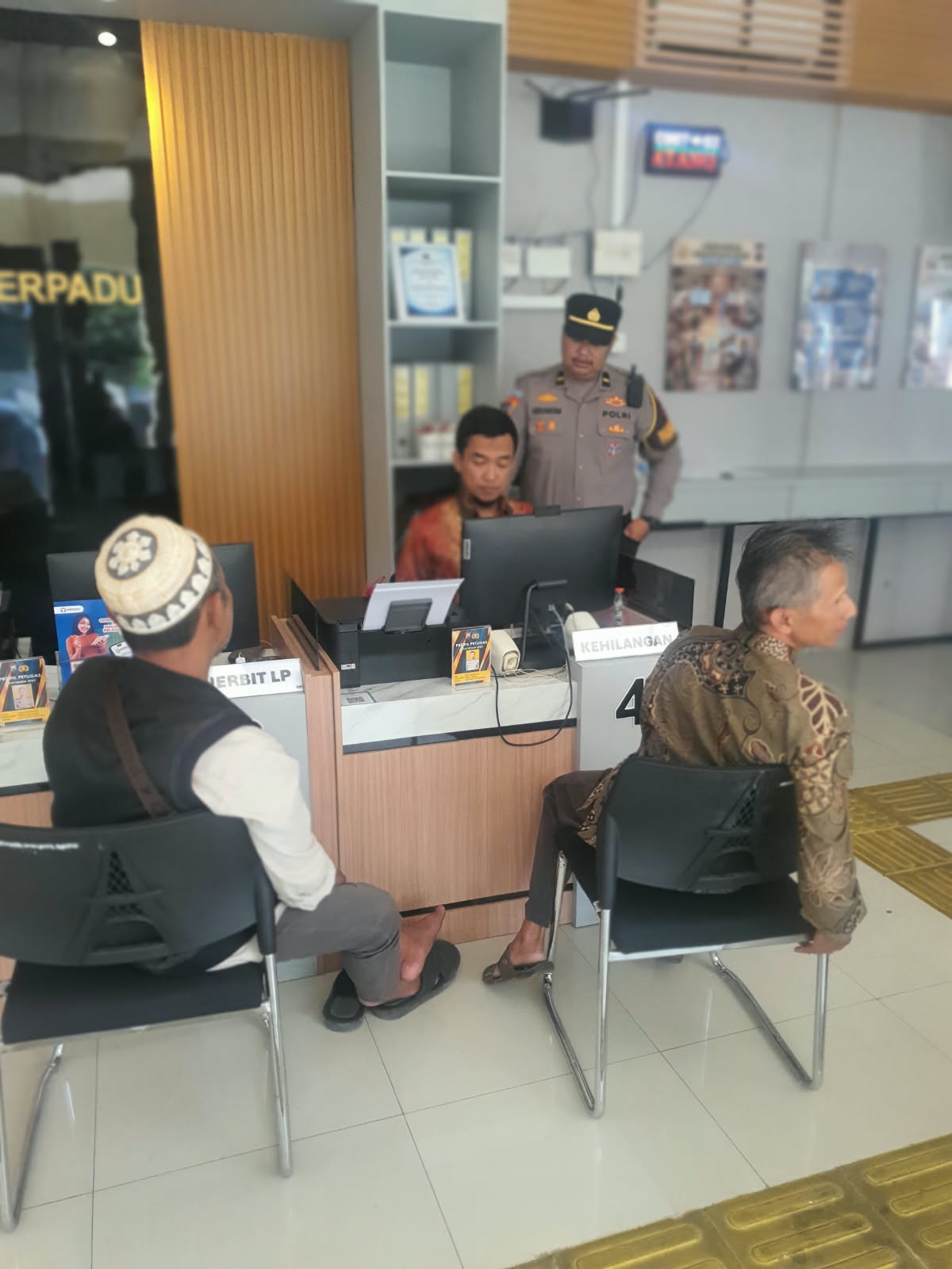 Pelayanan Prima SPKT Polres Batu, Hadirkan Ruang Nyaman dan Sikap Humanis untuk Masyarakat