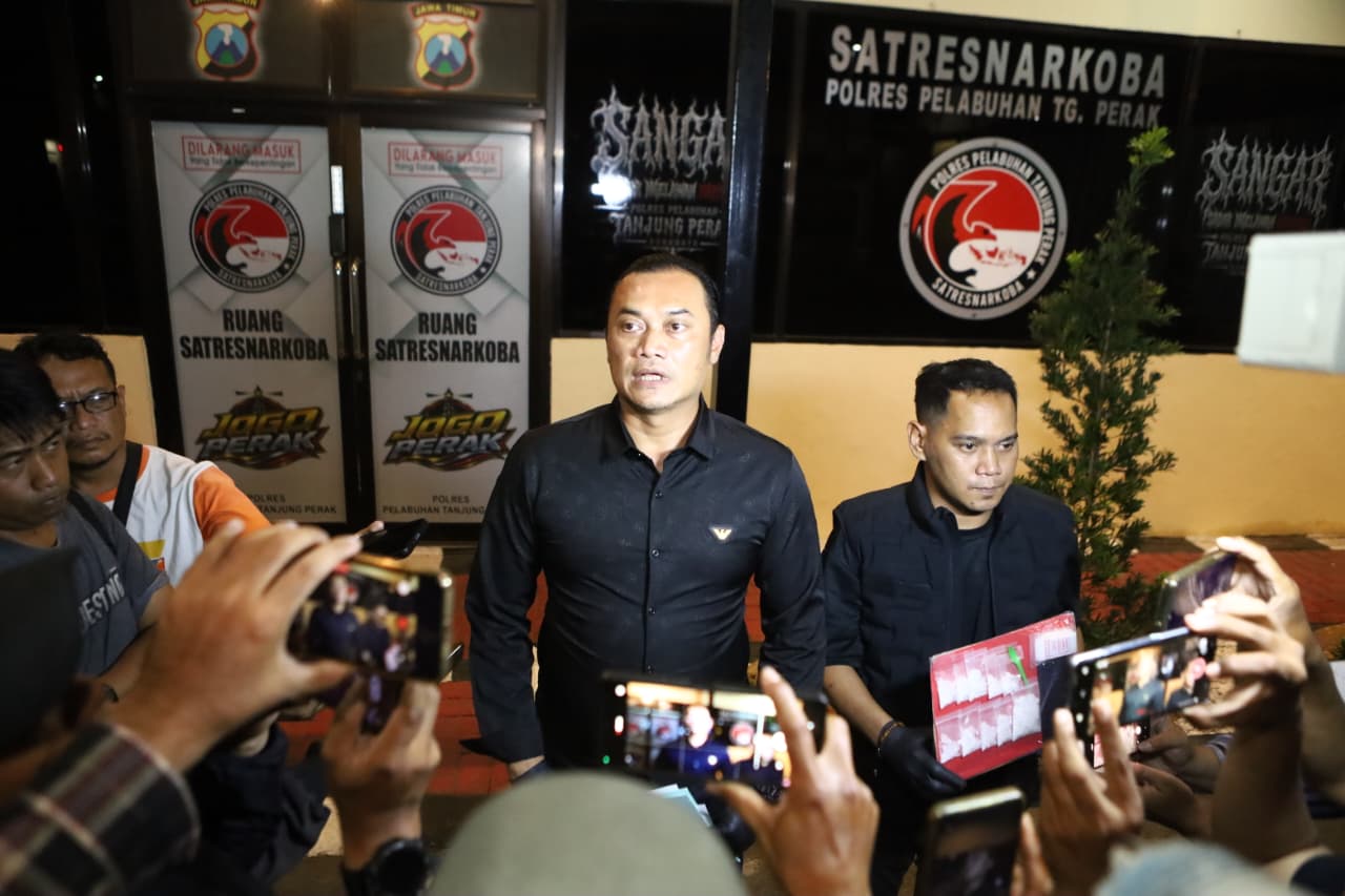 Polres Pelabuhan Tanjung Perak Gagalkan Peredaran Sabu Jaringan Lintas Daerah