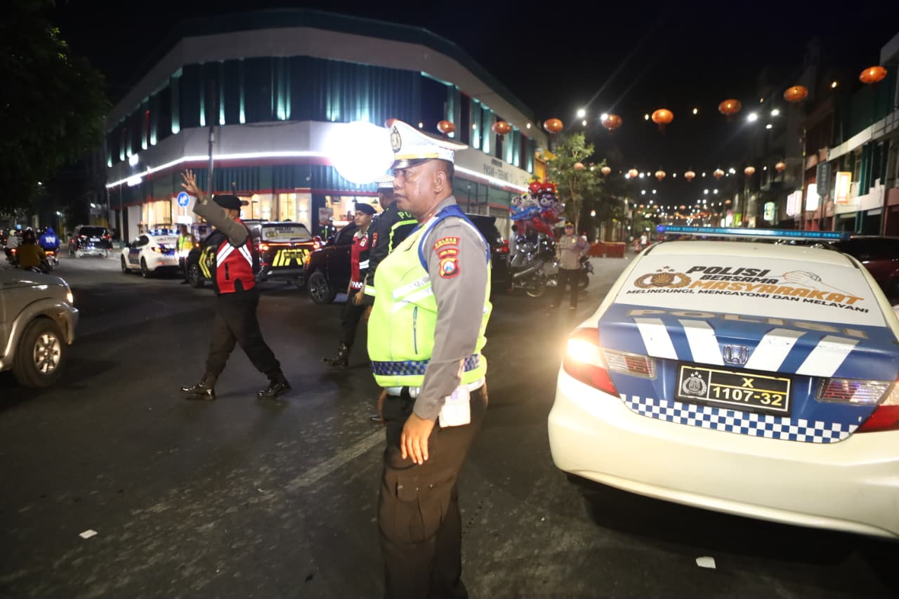 Polres Pelabuhan Tanjung Perak Gelar Patroli Skala Besar Antisipasi Gangster dan Balap Liar