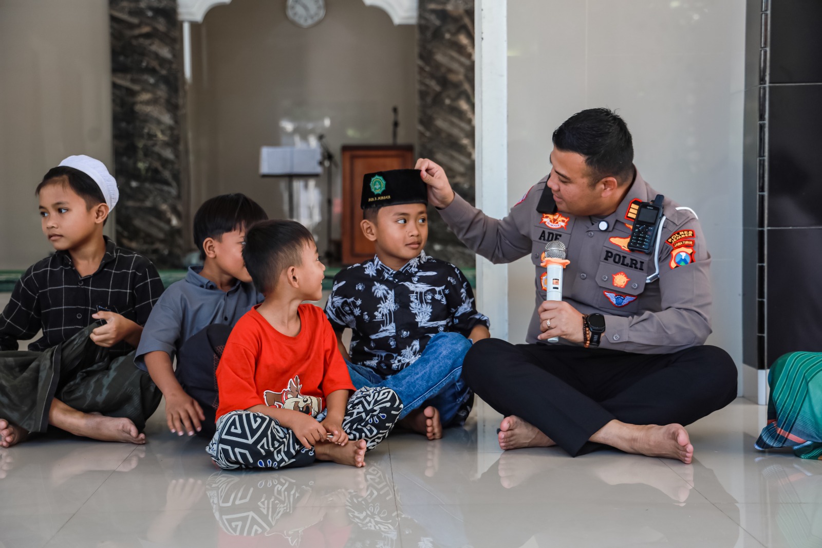 Hari Bhayangkara ke - 80 Polres Jember Salurkan Bantuan untuk Yayasan Yatim Piatu