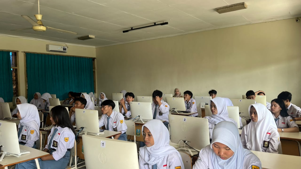 Polres Batu Dorong Pelajar Melek AI, 32 Siswa SMAN 1 Batu Ikuti Edukasi Teknologi