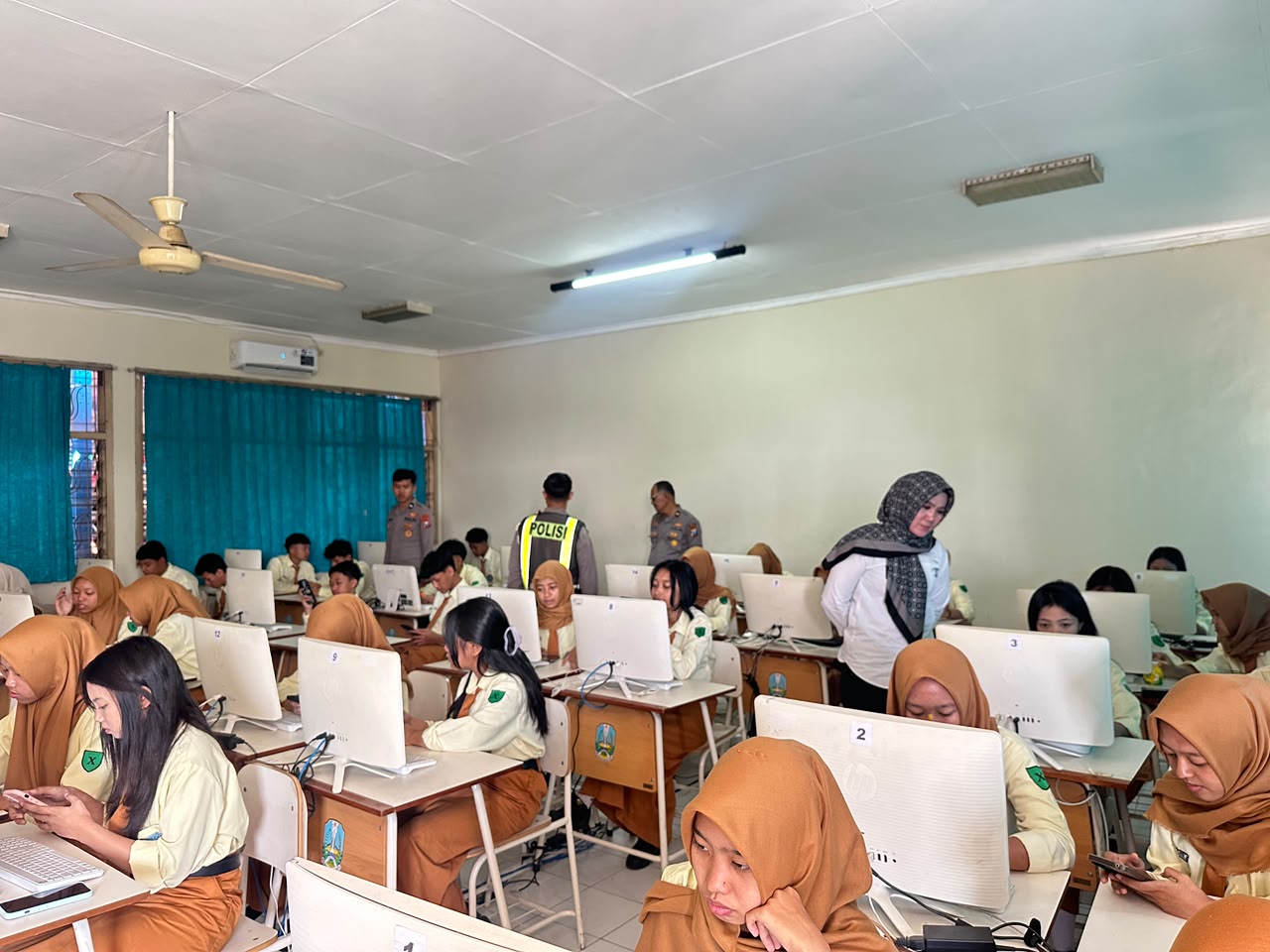 Paham AI, Cerdas Bermedia, Siap Hadapi Masa Depan!